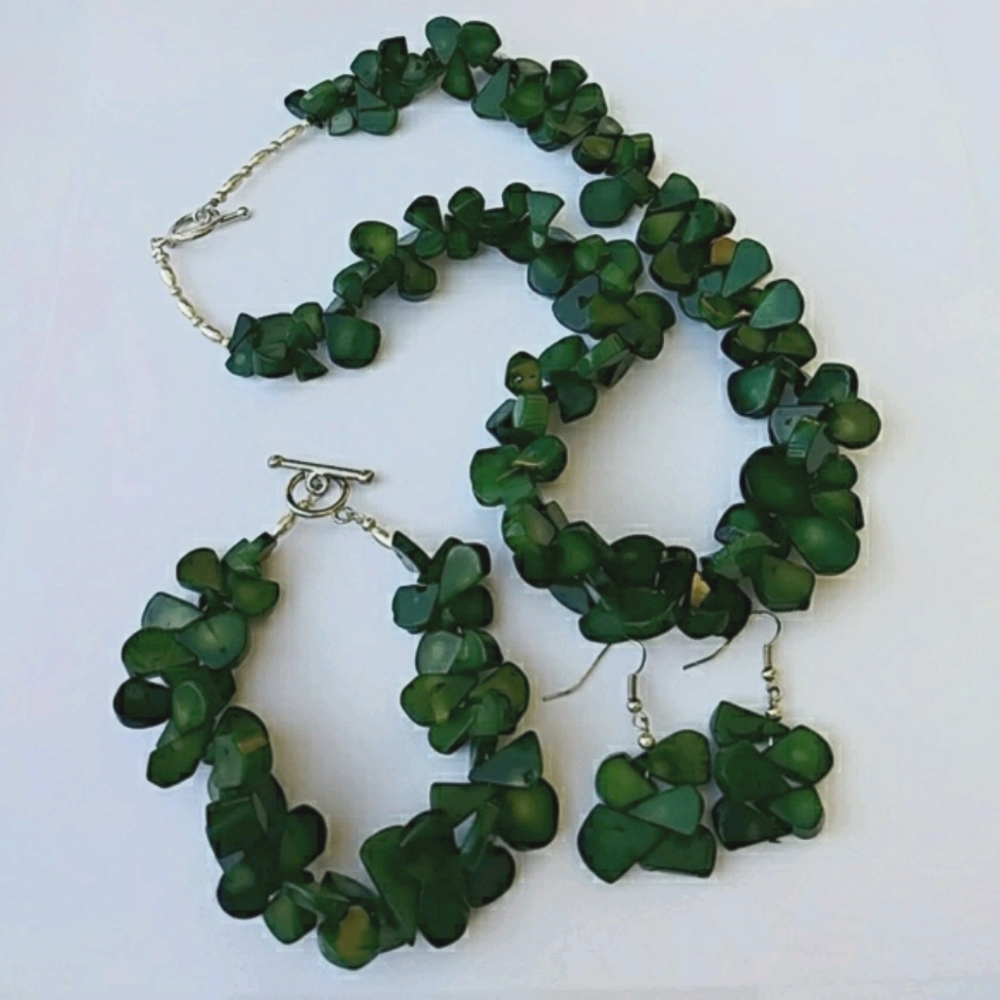 Set of 3 Flat Teardrop Emerald Green Agate? Necklace Earrings Bracelet Parure - Picture 2 of 12